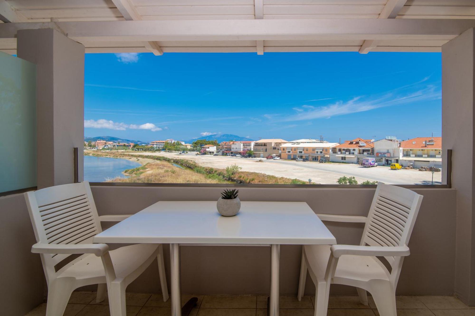 Alykes View Apartments Ngoại thất bức ảnh