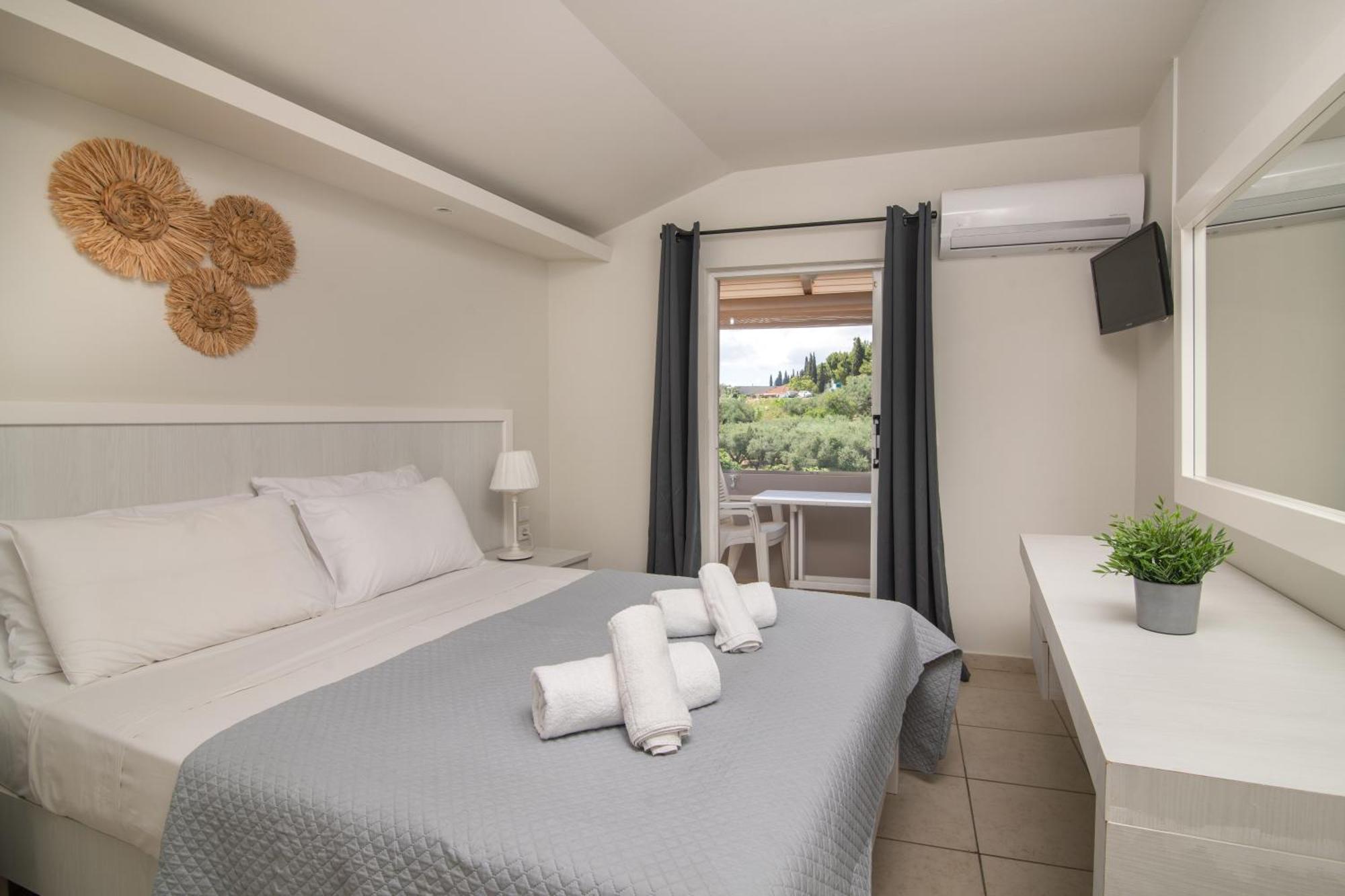 Alykes View Apartments Ngoại thất bức ảnh